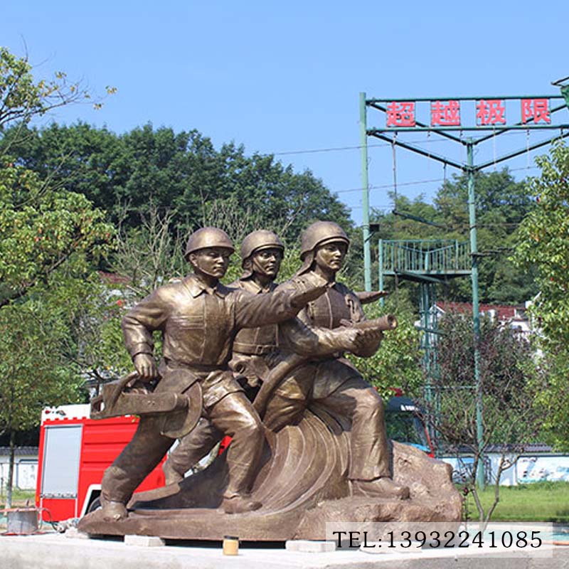 玻璃钢红军雕塑群雕厂家