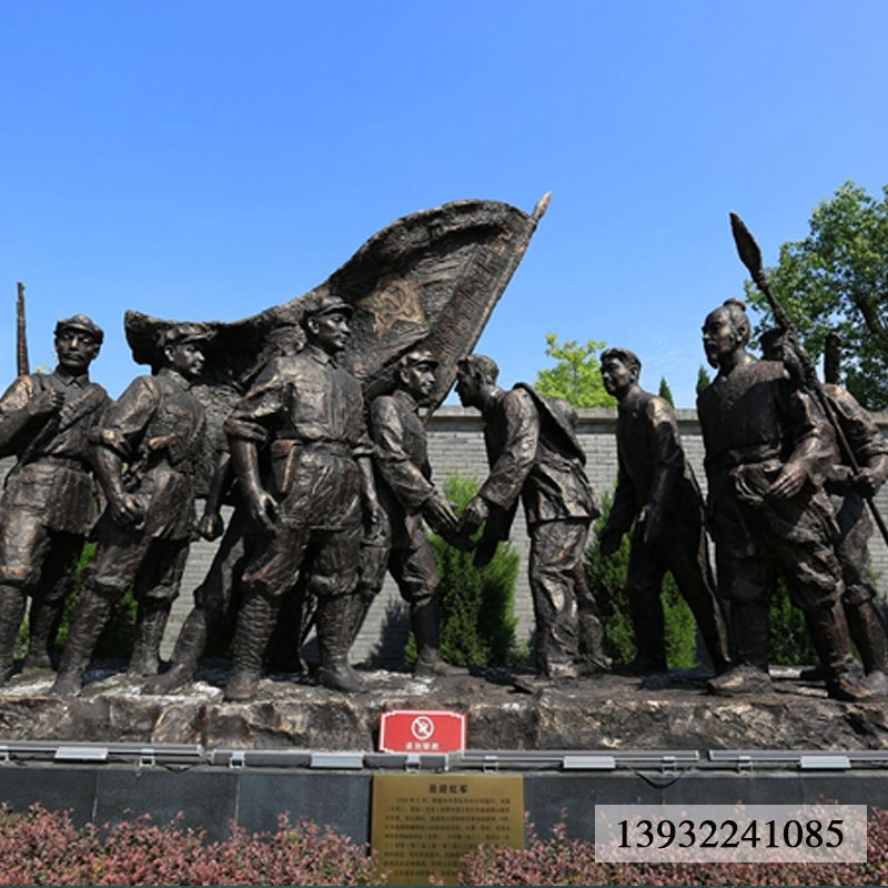 抗日解放军人物群雕像